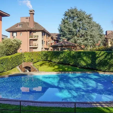 Pool 1 Bdr Duomo 15 Min Contemporary, 1 Bdr Pool *